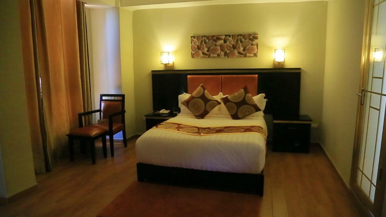 Zigzag Hotel And Spa Addis Abeba Esterno foto